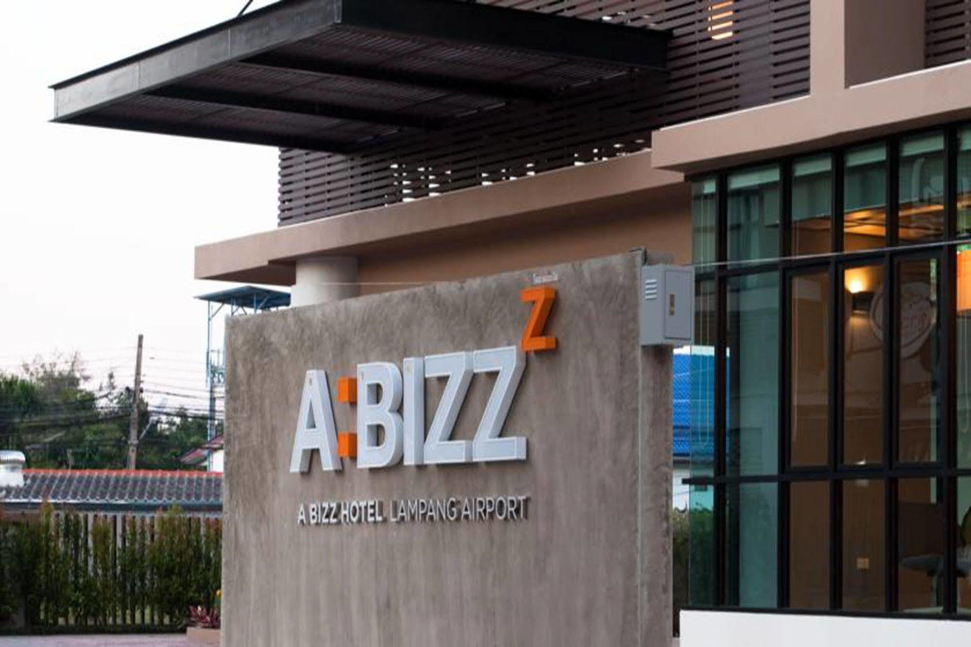 Abizz Hotel Lampang Airport Экстерьер фото