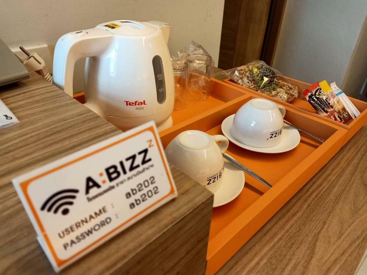 Abizz Hotel Lampang Airport Экстерьер фото