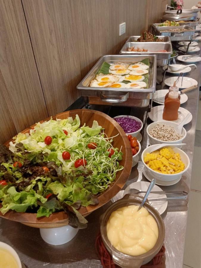 Abizz Hotel Lampang Airport Экстерьер фото